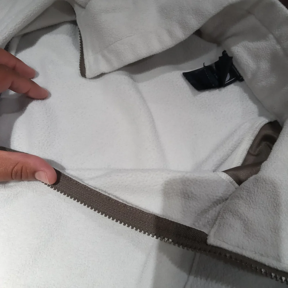 The NorthFace Fuzzy white Jacket|Coat - Picture 5 of 5